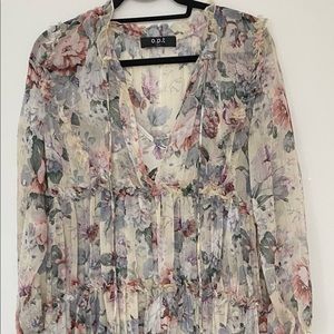 Dress perfect for a bridal shower, christening, baby shower !